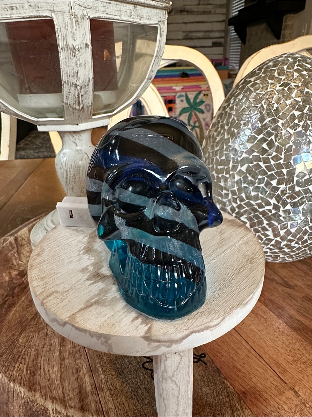 🚔Blue Line resin Skull Sculpture - Decorative Home Art
